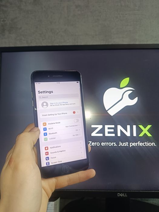 iPhone 8 plus 64gb neverlook