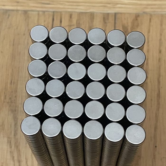 Магнит неодимовый 10х5мм.