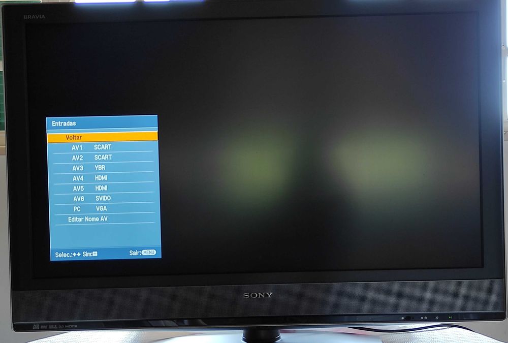 VENDO/TROCO Televisão Sony LCD 40 polegadas KDL-40W2000 (com AVARIA)