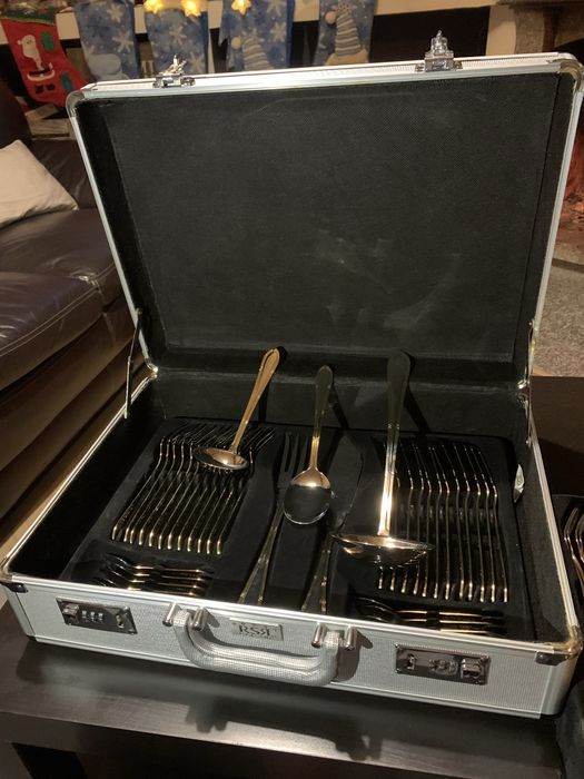 Faqueiro RSR como NOVO (nunca usado)