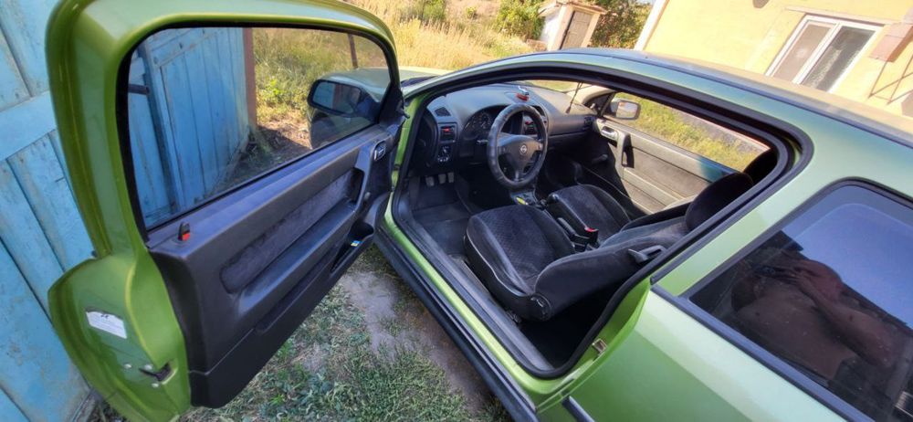 Продам надійний Опельок