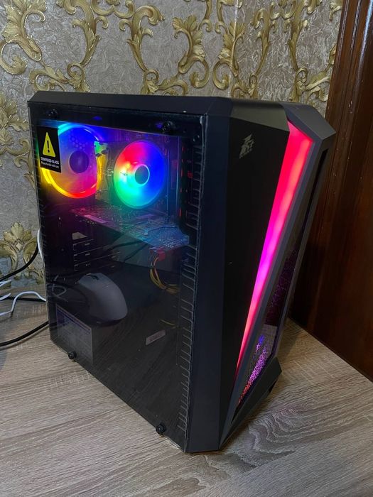 Продаю комп'ютер ,ПК, монітор. Мишка навушники продаються окремо