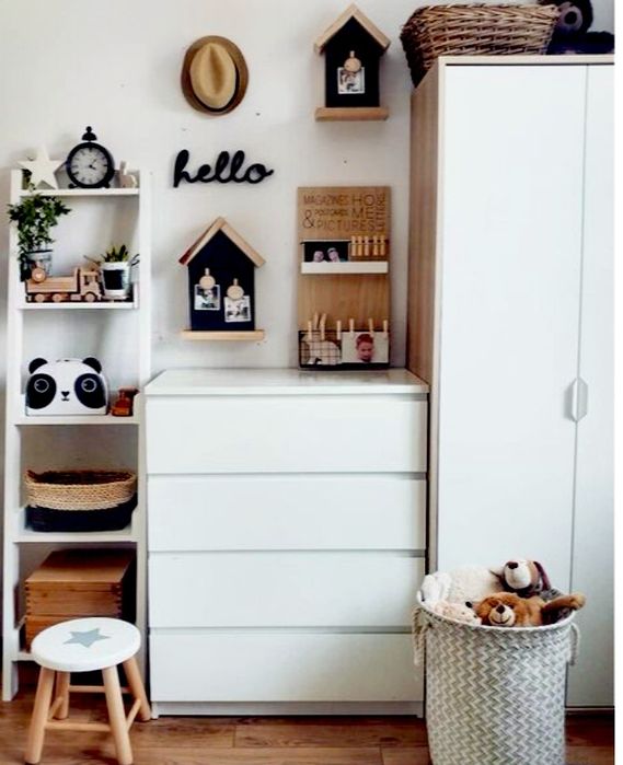 Estante Escada Branca