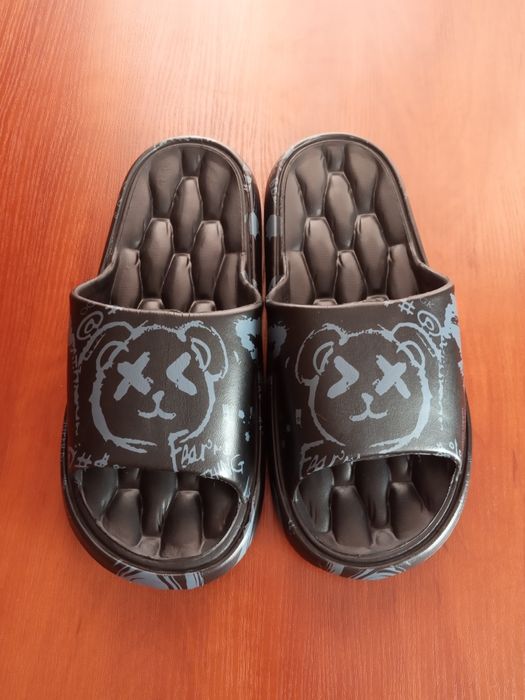 Чоловічі тапочки