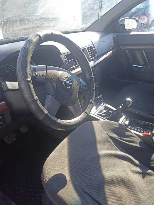 Продам Opel Vectra 2003