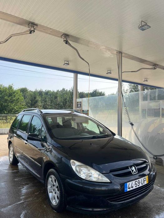 Vendo carrinha Peugeot a gasolina