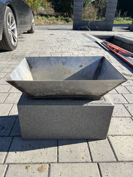 Koryto do zalewania bloczkow KONEKT