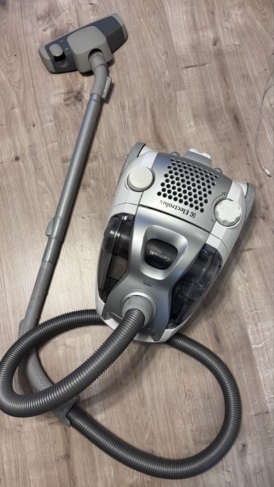 Пилосос electrolux