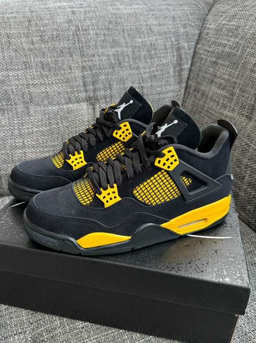 Jordan 4 Retro Thunder R.41