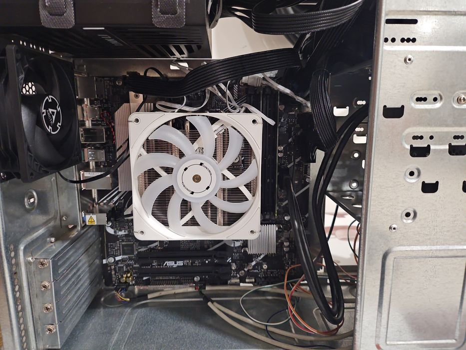 PC gaming/workstation i5 12600KF/16 GB DDR4/1TB SSD/GPU Escolha do Comprador