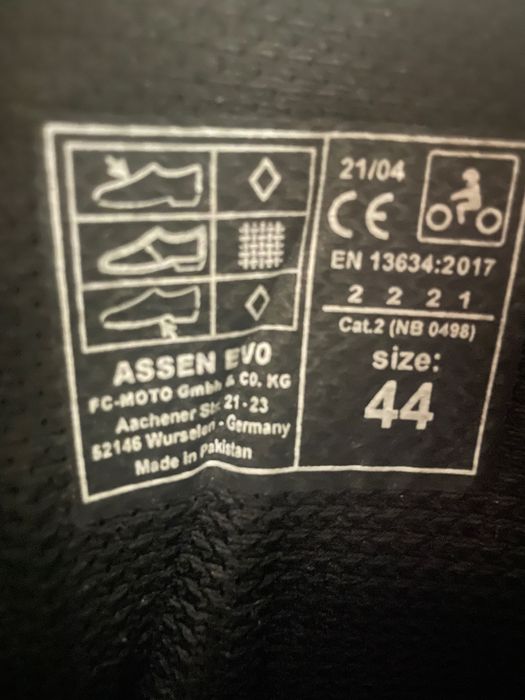 Мотоботи трекові Bogotto