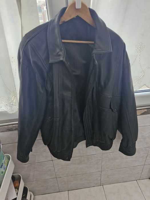 Casaco de pele cabedal preto