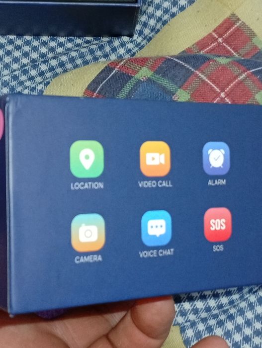 Smartwatch novo em caixa e com entrada cartão sim nano