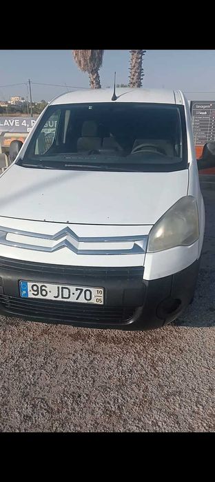 Berlingo de 3 lugares longa adblue l1.6 HDI 2010