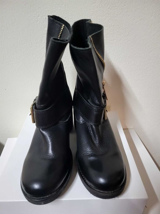 Botas de senhora pretas, tamanho 39