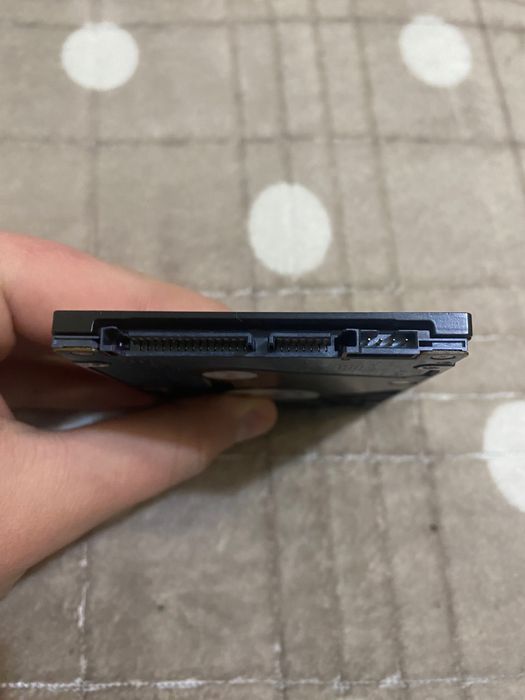 Жорсткий диск Seagate 1tb sata3 2.5