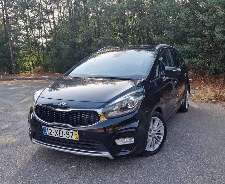 Kia Carens