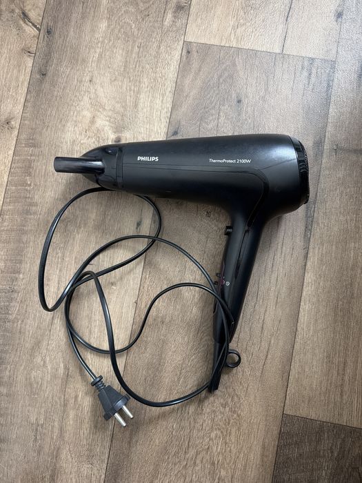 Фен Philips ThermoProtect 2100w