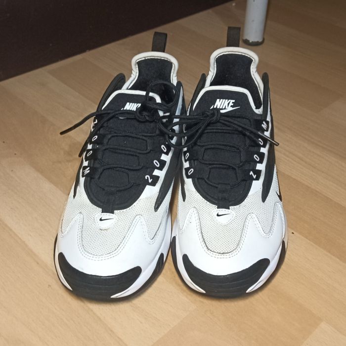 Nike Zoom 2000 femenino 38