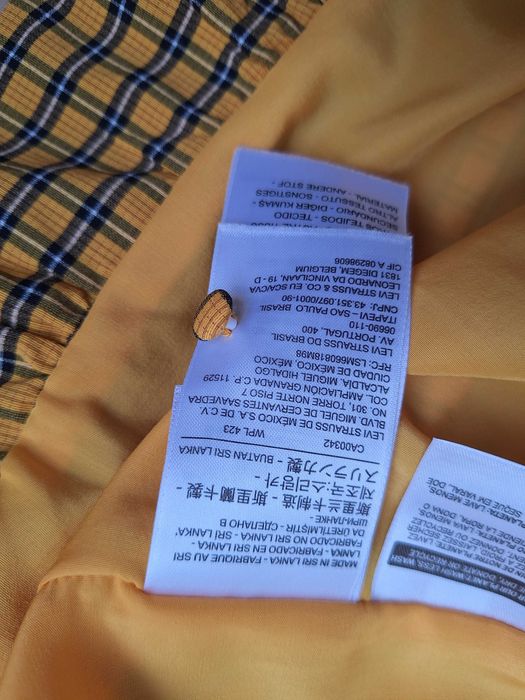 Sukienka z tafty w kratę Levi's