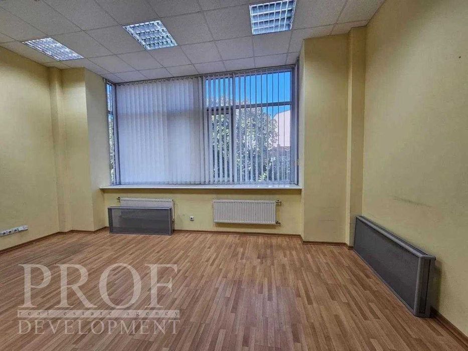 Оренда офісної будівлі в центрі Києва (1300 м2)