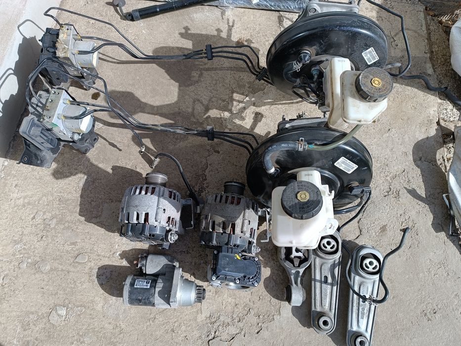 Пластиковая накладка на стойкуNissan rogue