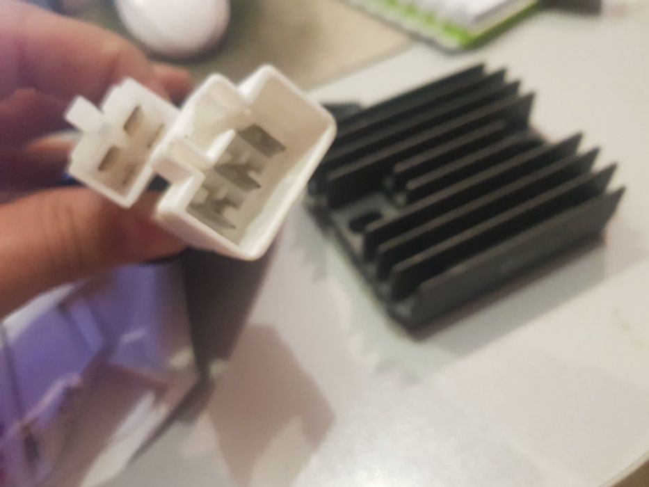 Реле р-р SH010A регулятор производство для хонда сбр 600 напряжения