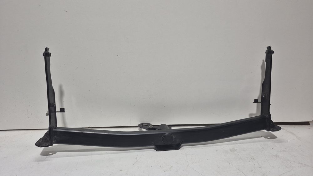 Hak holowniczy oryginalny Audi A3 8Y0.803.881