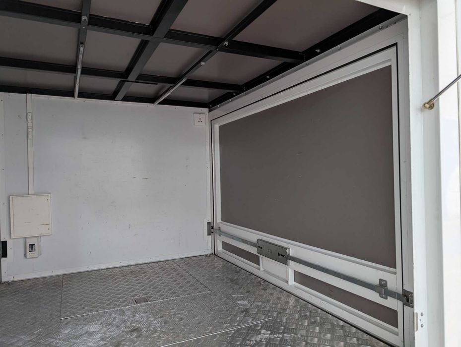 Aluga-se Tuk Tuk de carga 100% elétrico