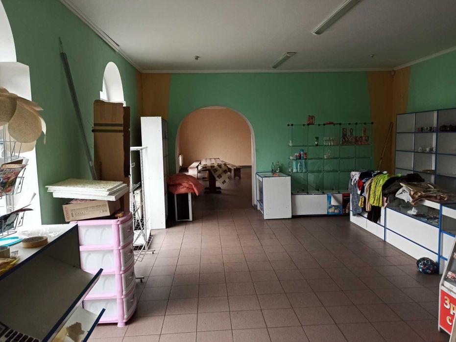 Продам комерційну нерухомість в м. Чорнобай