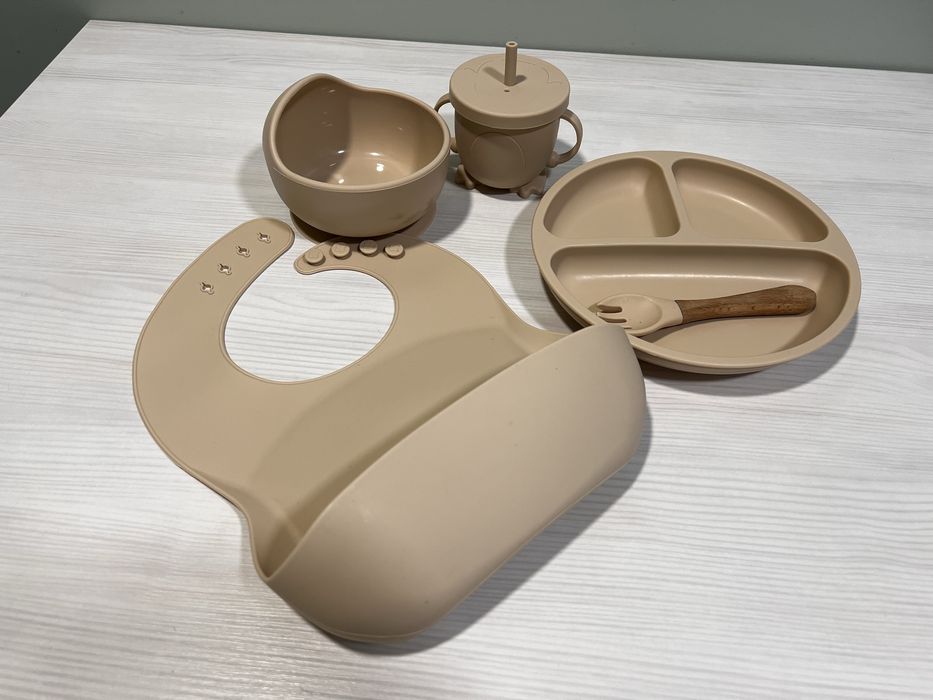 Дитячий силіконовий посуд