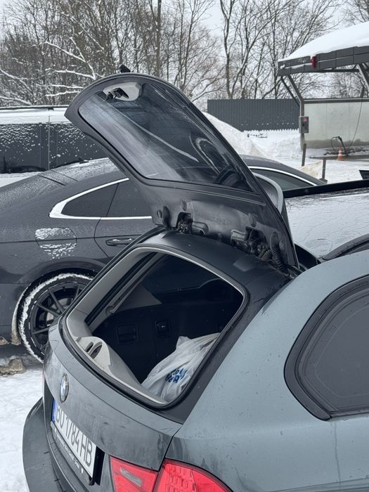 Bmw 3 series e91 2011