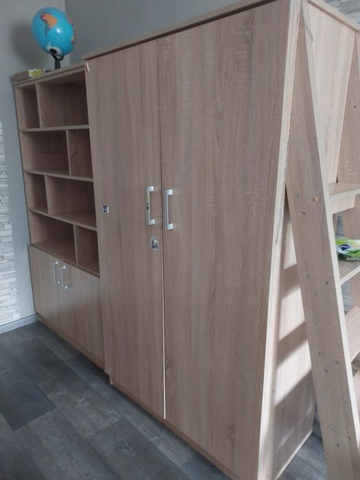 Здається в оренду частина будинкку ( центр міста)