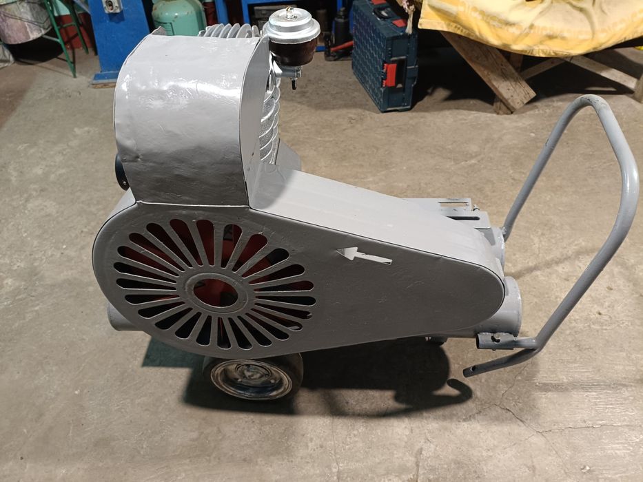 Голова, мотор. Без электромотора.