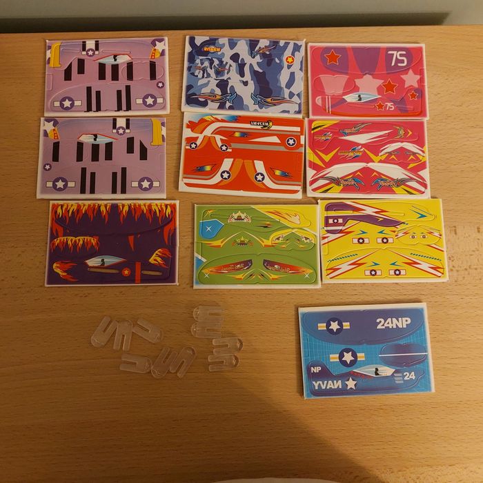 Zestaw 10 małych modeli samolotów