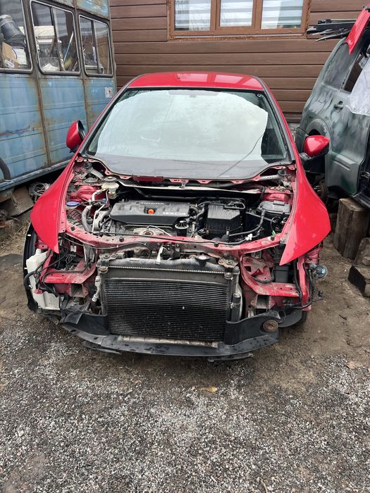 honda civic 5d разборка, накладки,пластик, зомок, стеклоподъемник, бак