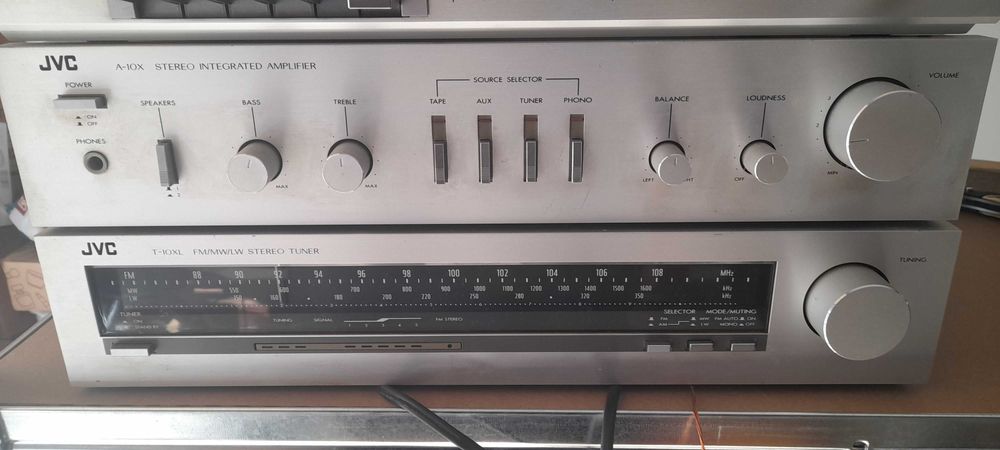 Wieża stereo JVC stara