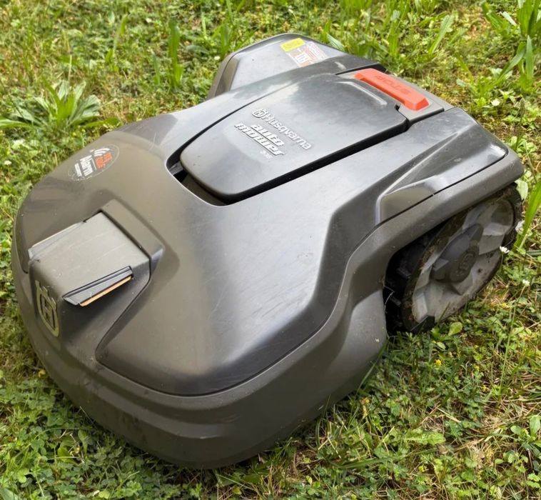 Husqvarna 305 robot koszący