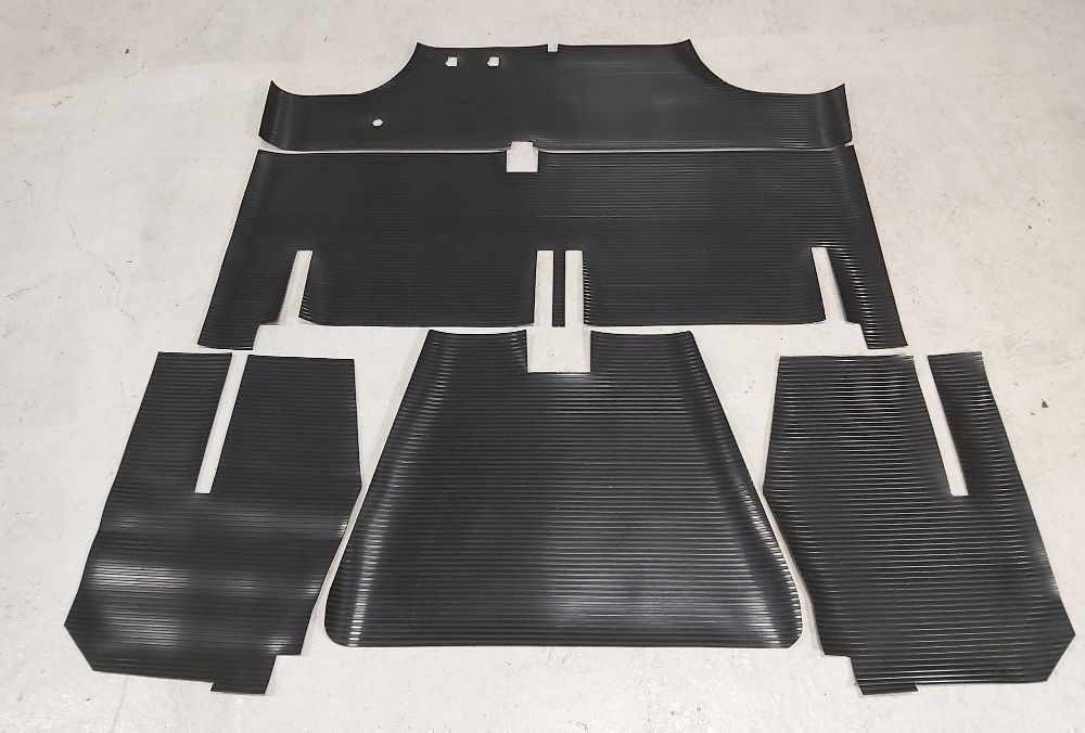 SYRENA 104 105 Syrenka WYKŁADZINA gumowa podłoga Biegi w kier. Nowa !!