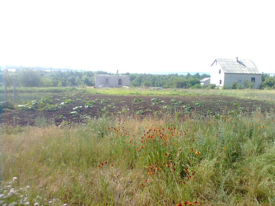 Продам недобуд, дачу, ділянку.