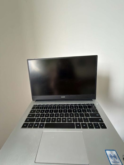 Laptop Huawei Matebook D14