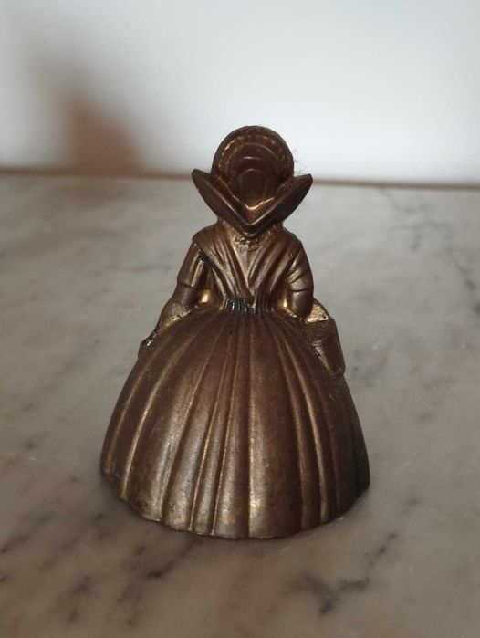 Sinos em Latão antigo