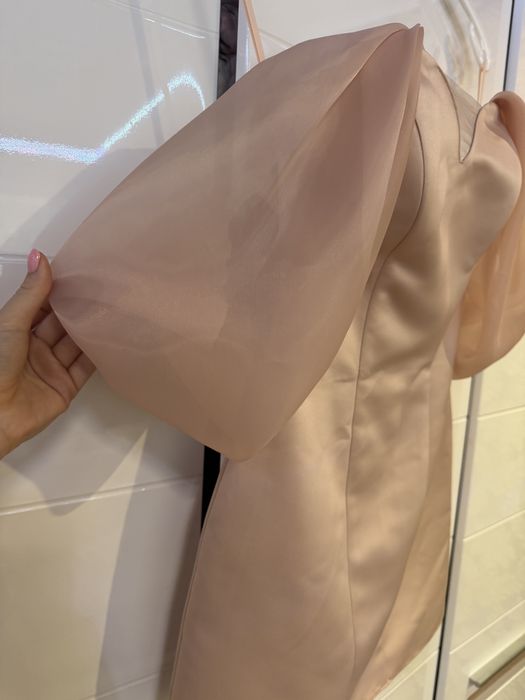 Атласна сукня на випускний BabyFace