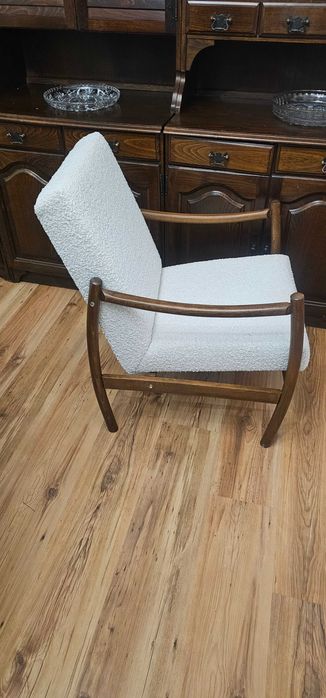 Fotel Z Okresu PRL Typ B-8410