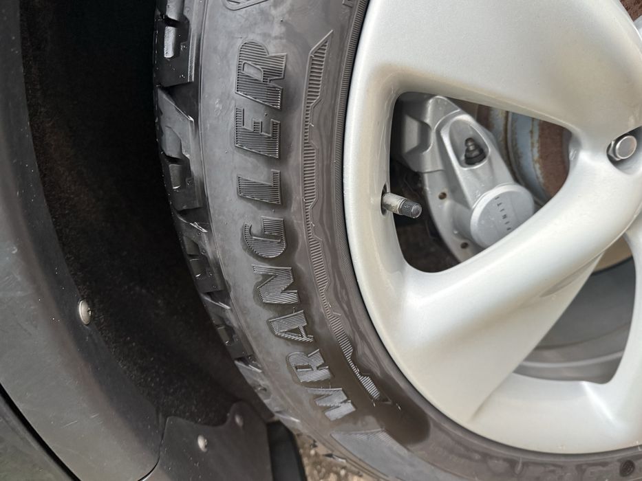 Резина 275/45 R21 всесезонна 4шт протектор 8+мм 23рік