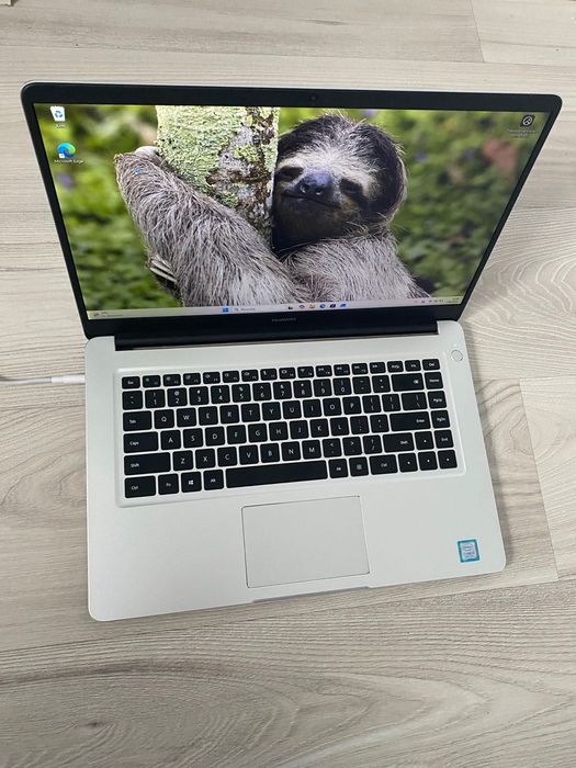 Laptopa Huawei MateBook D15.6 i5, 16 GB RAM, MX 150, 256GB SSD