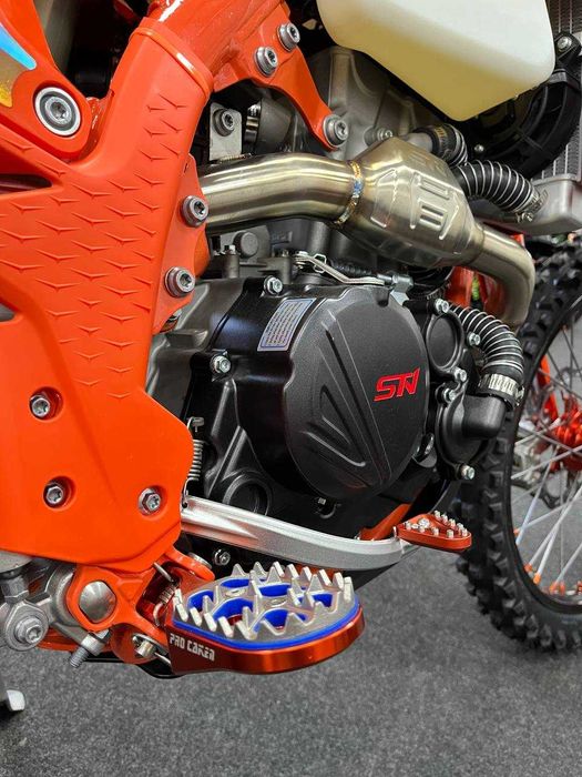 Мотоцикл STN V9 Enduro