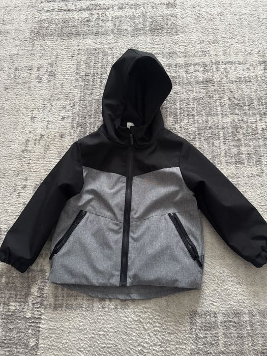 Куртка вітрівка!