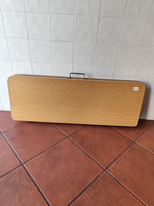 Mesa dobrável de campismo