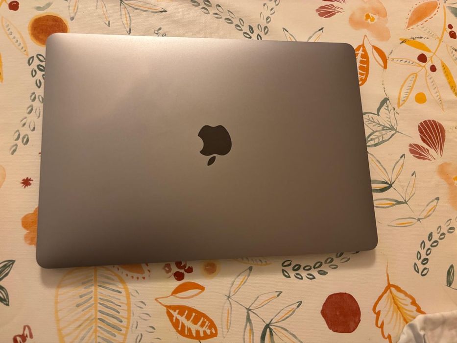 Apple MacBook Pro 13″ ( 2017) - em funcionamento